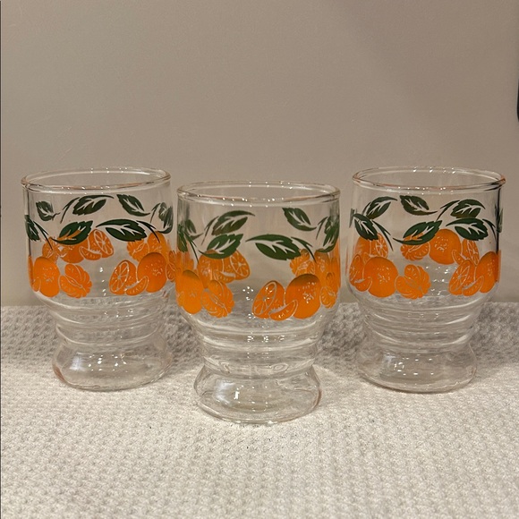 Anchor Hocking Other - Vgt Anchor Hocking Oranges juice glasses. Retro 3.5 inches. 1950’s. Set of 3